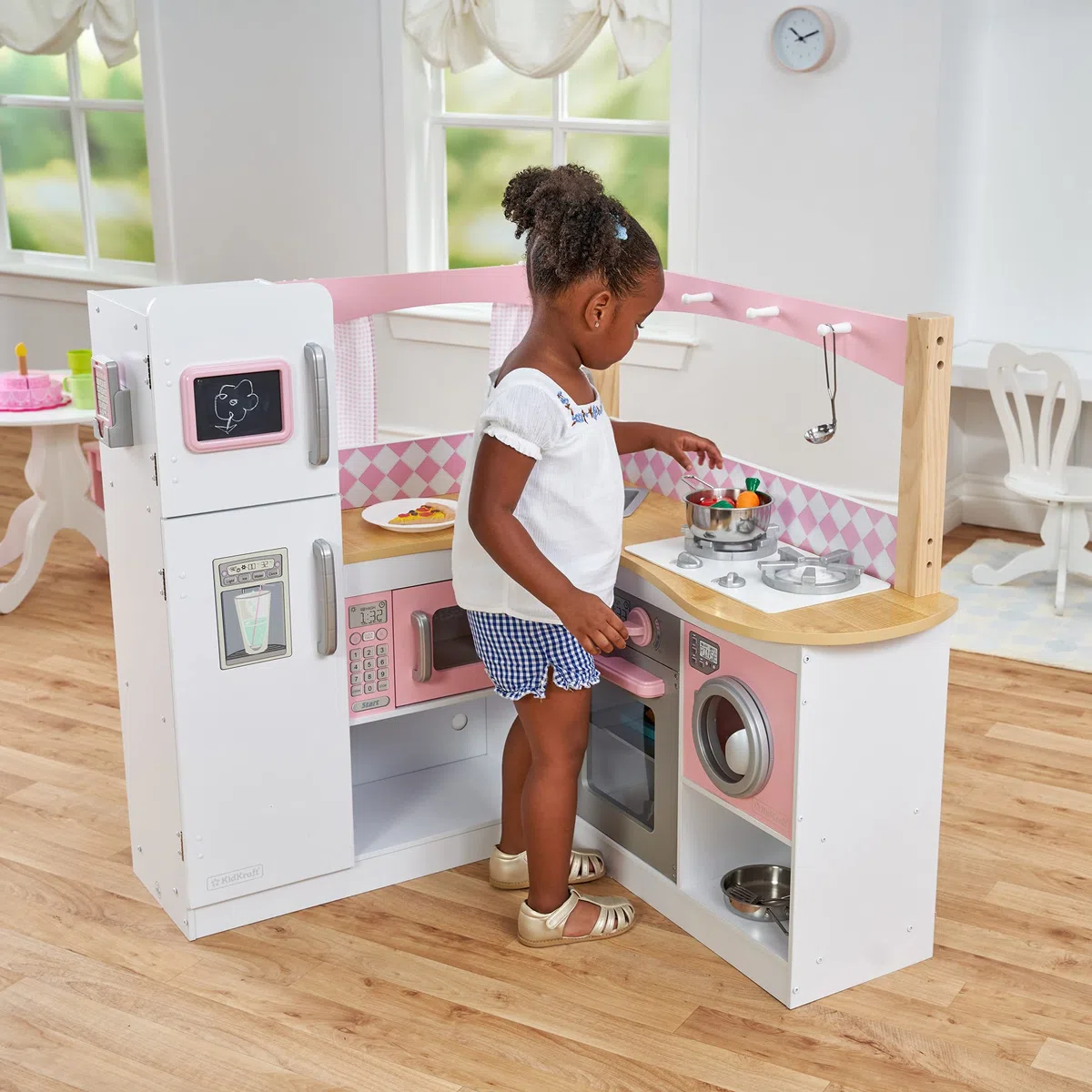 KidKraft Cuisine d'angle Enfant en Bois Grand Gourmet incluant Accessoires et Ustensiles, Dinette avec téléphone, Jeu d'imitation, Jouet Enfant dès 3 Ans, 53185 [Exclusif Amazon]