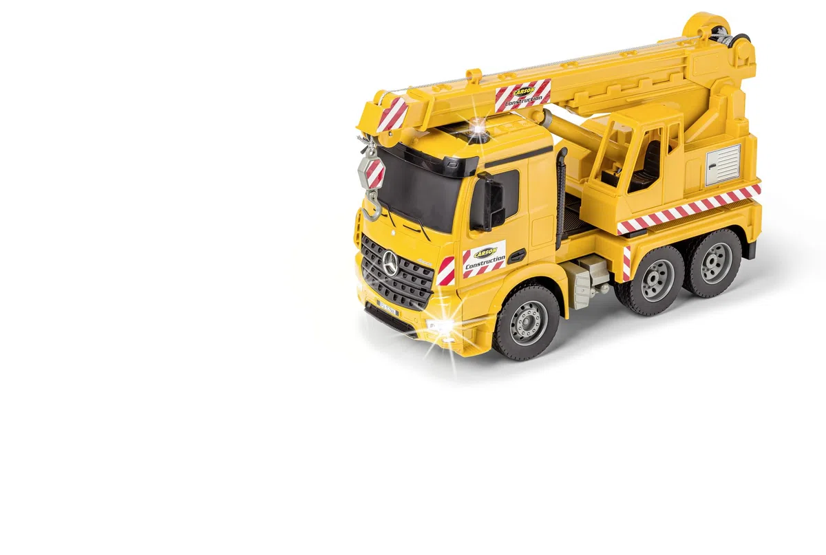 Carson 500907666 1:20 MB Arocs Camion-Grue 100% RTR - Véhicule télécommandé, Camion avec Fonctions Son et lumière, Batteries et radiocommande incluses, 30 Minutes de Conduite