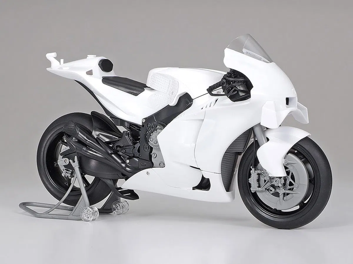 TAMIYA 14139 1:12 Team Suzuki ECSTAR GSX-RR 2020 Réplique fidèle à l'originale, kit de construction en plastique, bricolage, kit de modélisation, assemblage, non peint, Multicolore
