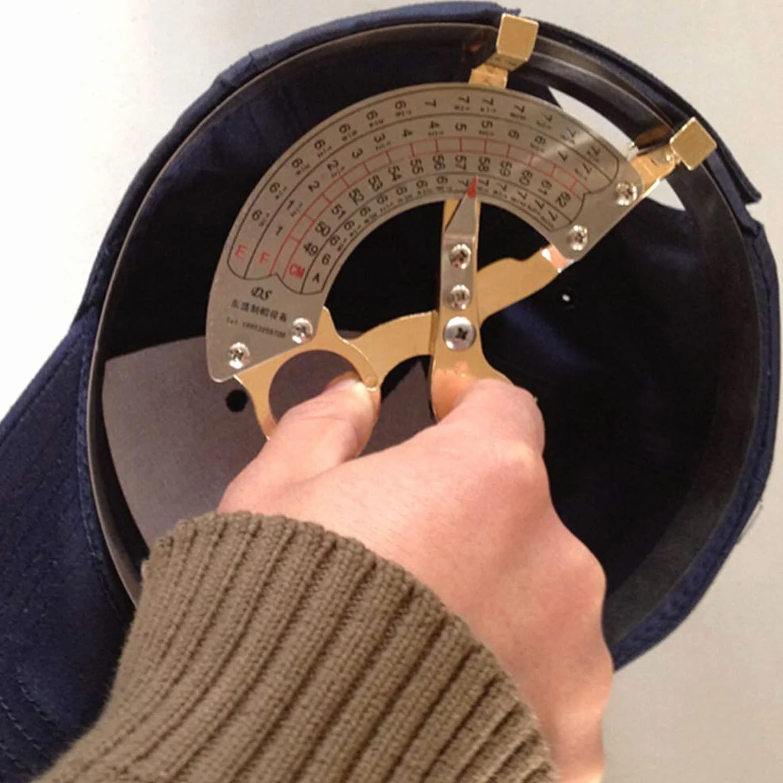 49-62 cm Acier & Règle de chapeau bas Type Ciseaux Rond Adulte Taille Outil de Mesure de Taille Manche Opérer Outil de Mesure de Taille