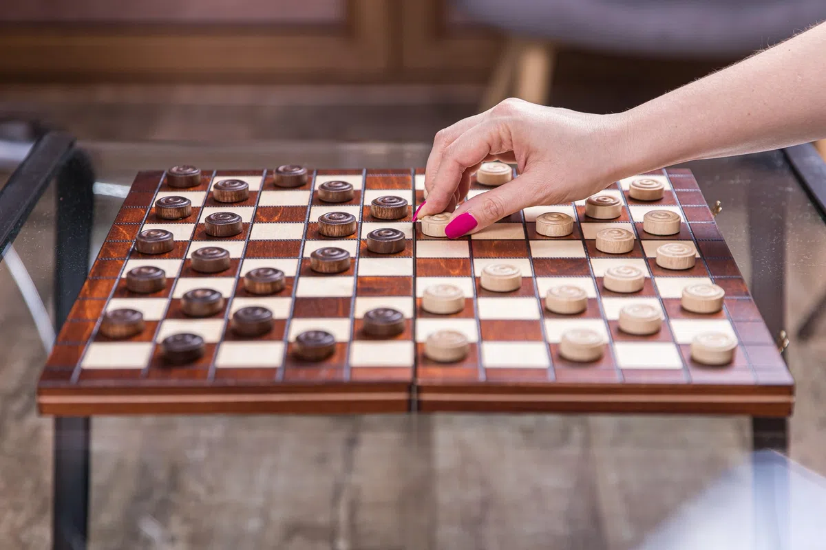 Square - Jeux Dames en Bois - Damier 100 Cases - 40 x 40cm