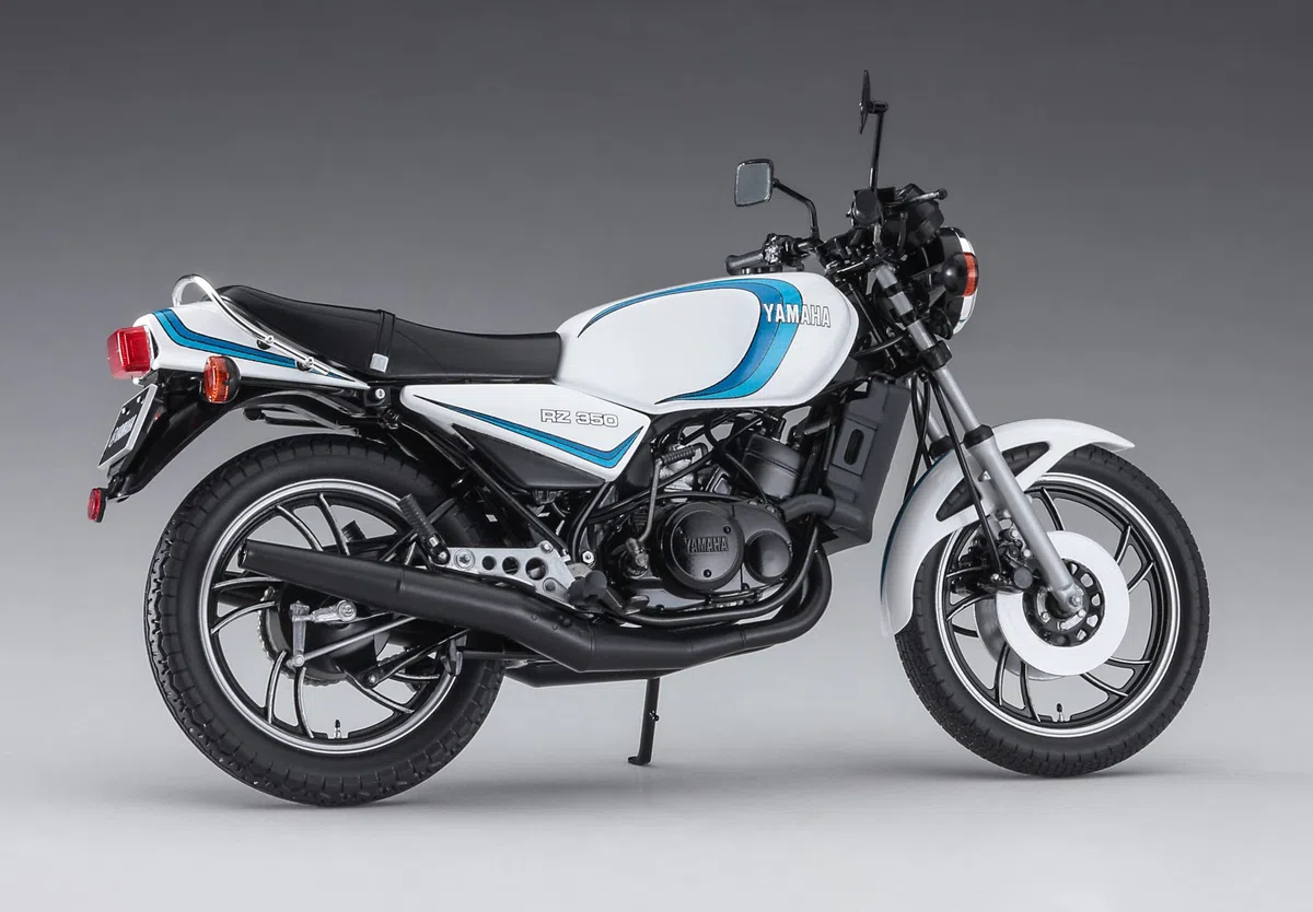 Hasegawa BK15 1/12 Yamaha RZ350 1981 Kit de modélisme, multicolore