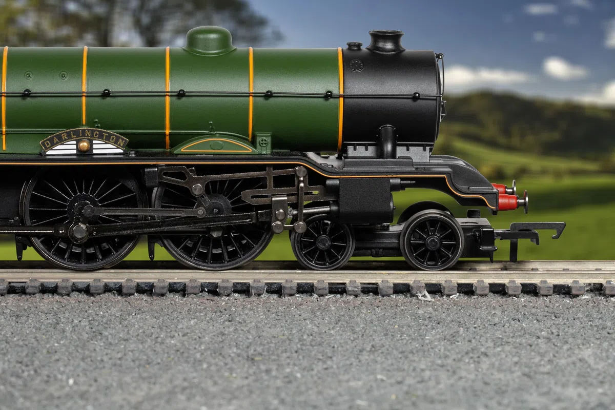Locomotive Hornby R30433 Railroad BR Late B17 Darlington 61652