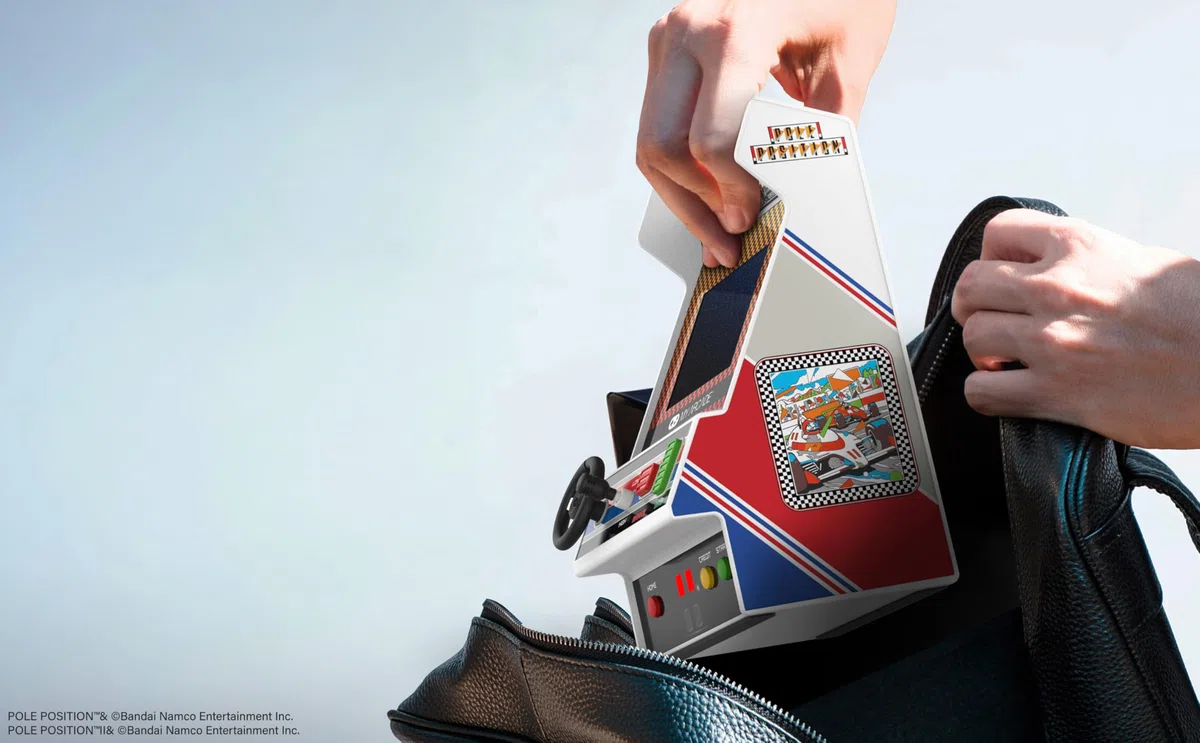 My Arcade Pole Position Racing Player: Retro Mini Arcade Game Console avec 2 Jeux, Real Racing Controls Full Color Screen
