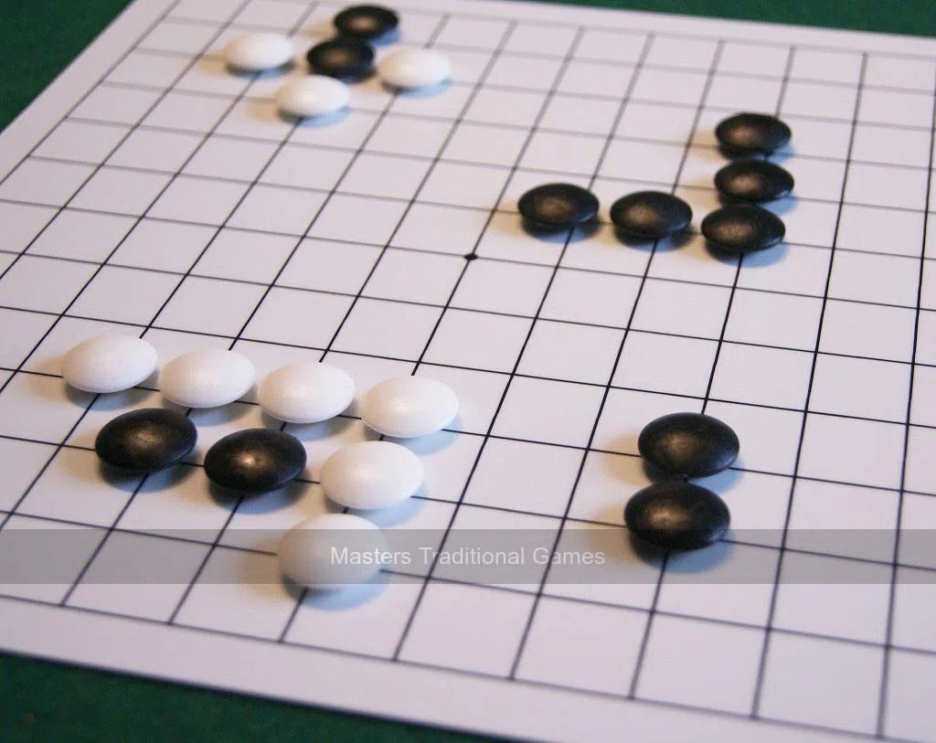 Go Masters - Entry-Level Go Set - Plastic Board (13x13 and 9x9)