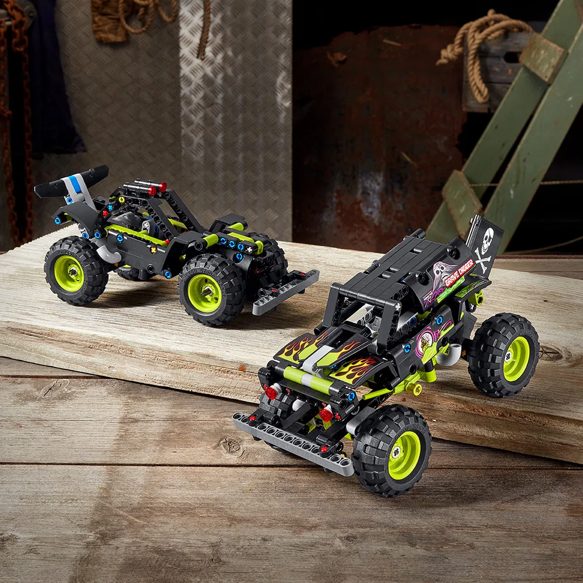 LEGO 42118 Technic Monster Jam Grave Digger, Voiture Télécommandée Tout-Terrain, Monster Truck Jouet, Buggy Radiocommandé, Cadeau Enfants Dès 7 Ans