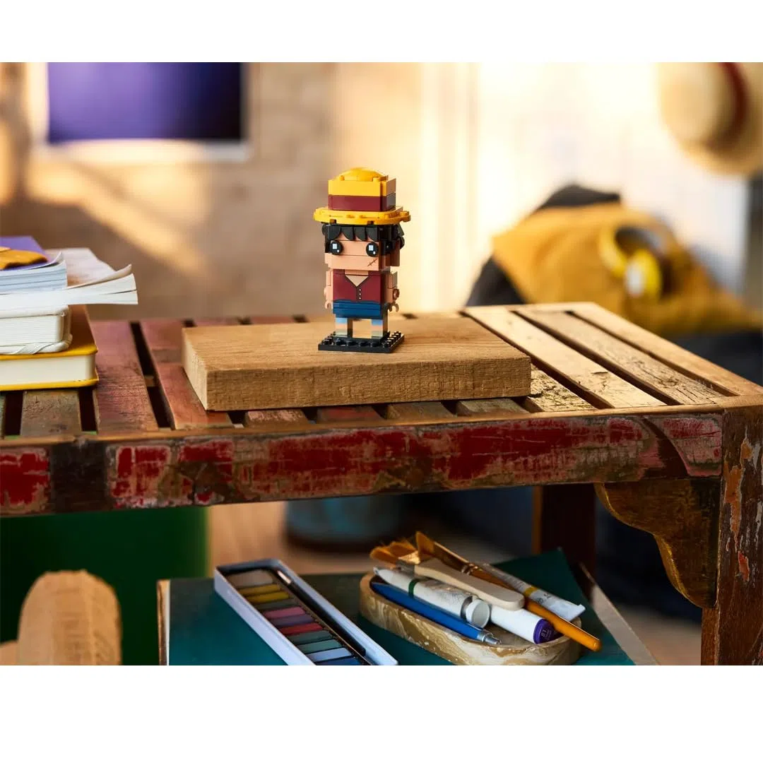 LEGO One Piece 40799 - Figurine de Monkey D. Luffy BrickHeadz - Collector pour Les Fans de Manga - Idée Cadeau pour Filles et garçons à partir de 8 Ans