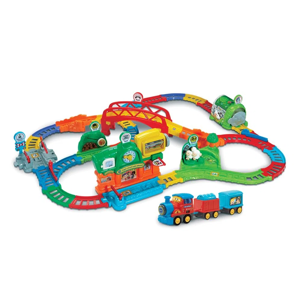 VTech - Tut Tut Bolides Super Circuit Train Éducatif - Circuit Voiture Enfant Électronique avec Adam Train Marchand, 6 Zones Magiques - Cadeau Garçon et Fille de 1 an à 5 Ans - Contenu en Français