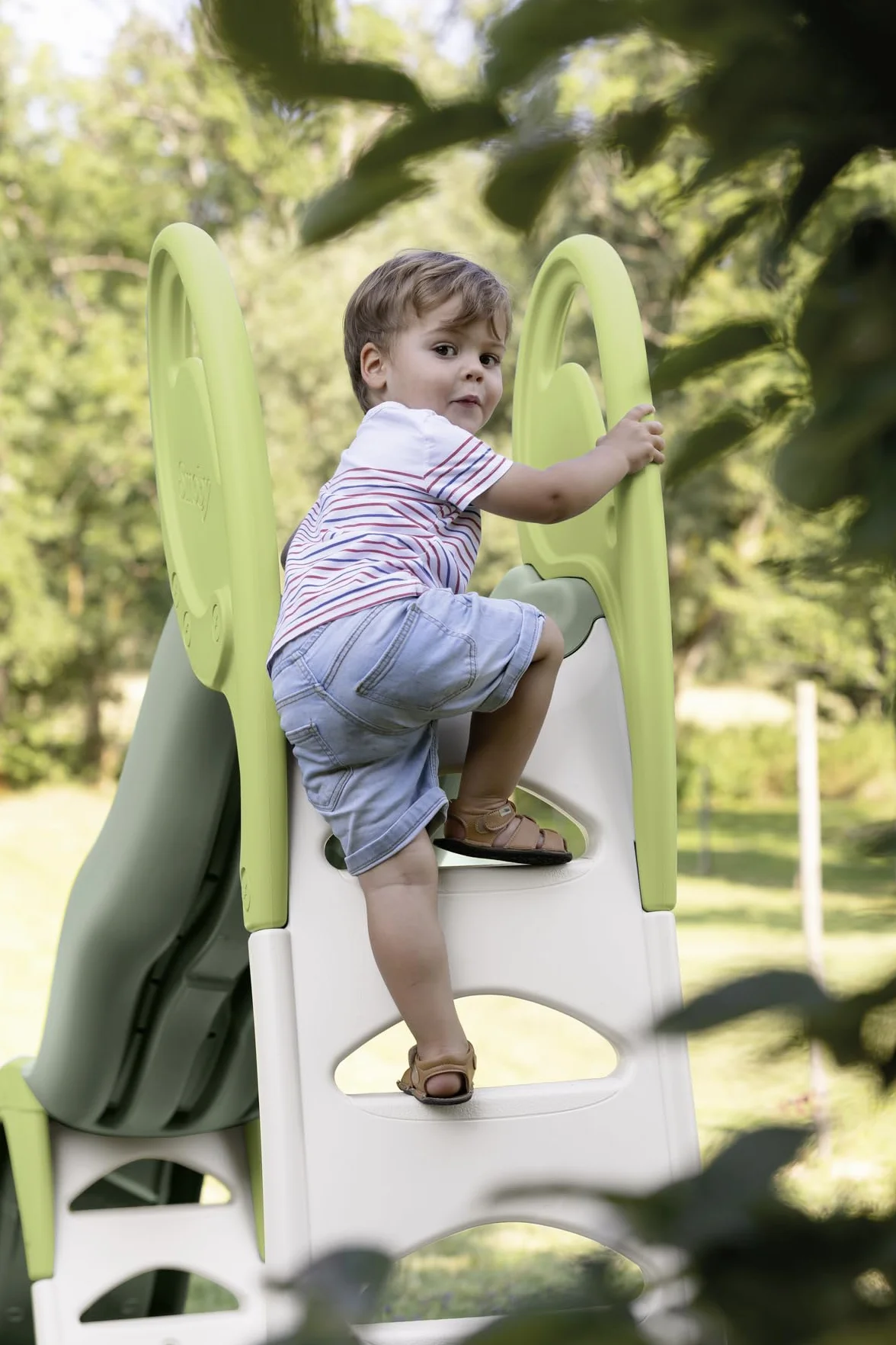 Smoby Life - Toboggan Super Megagliss - Evolutif 2 en 1 - Glisse de 170 à 360 cm - Echelle avec Mains Courantes, Marches Antidérapantes - Matière Recyclée - A Partir de 2 Ans - Fabrication Française