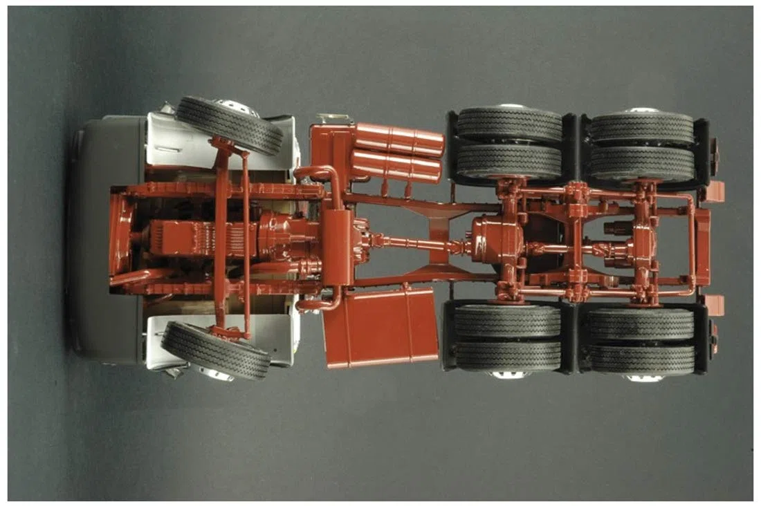 Italeri - I756 - Maquette - Voiture et Camion - Man 26.321 Formel Six - Echelle 1:24