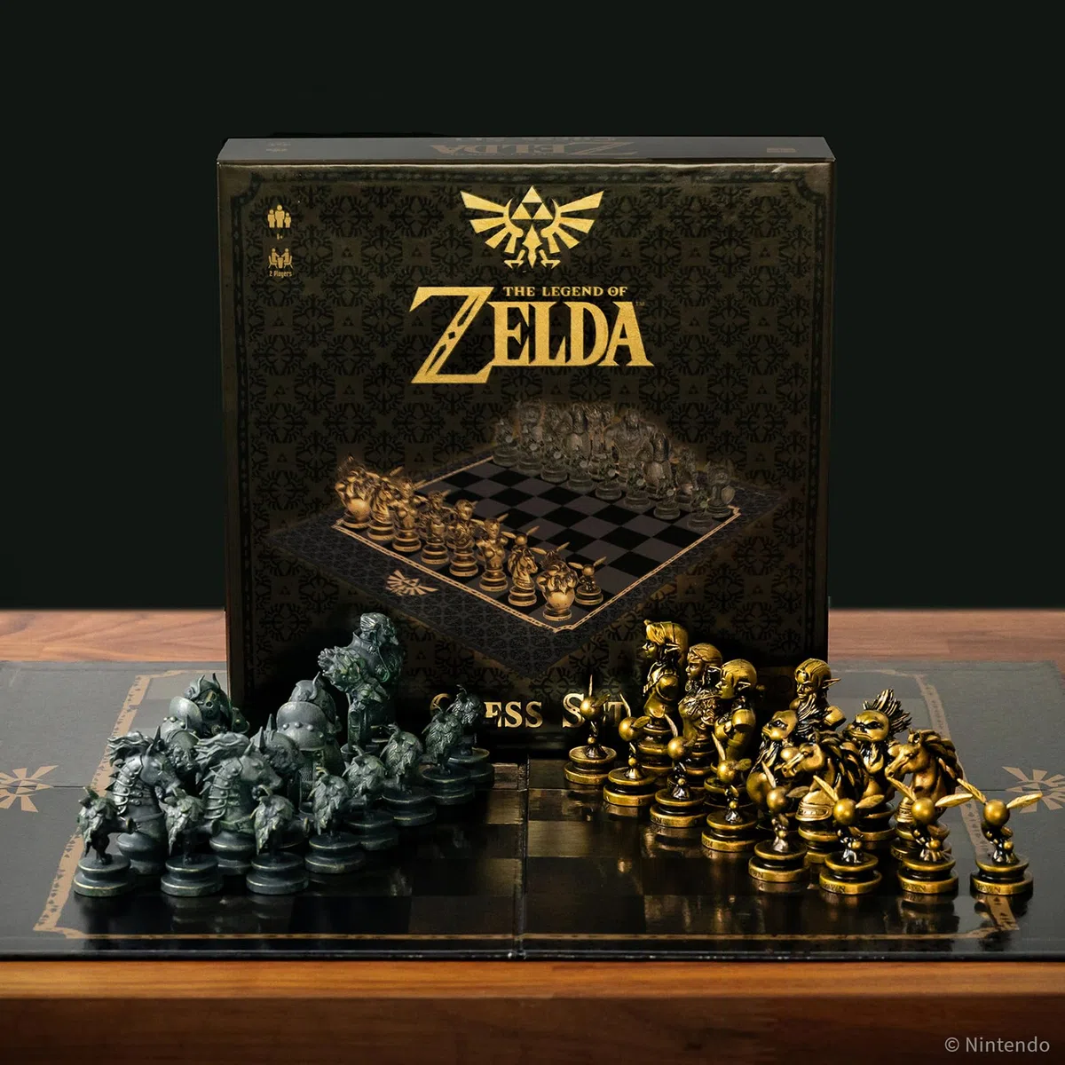 USAopoly The Legend of Zelda Collector's Chess Set – Jeu de Stratégie – pour Fans de Zelda – 2 Joueurs | 60+ Min | Dès 8 Ans – Anglais