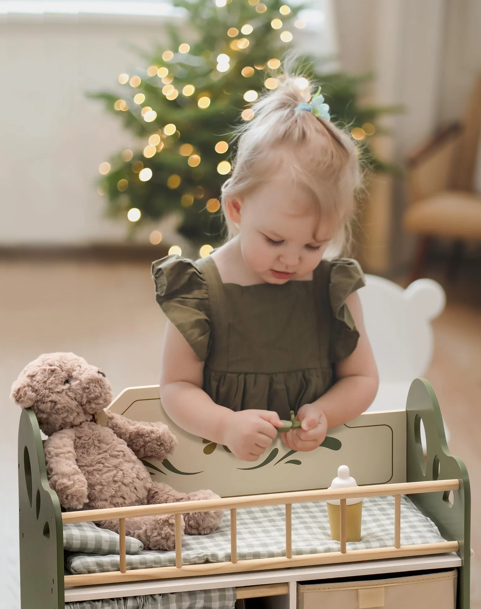 ROBOTIME lit en bois pour enfants et bébé, armoire de rangement et linge de poupée, adapté aux poupées jusqu'à 55 cm, dès 3 ans (vert)