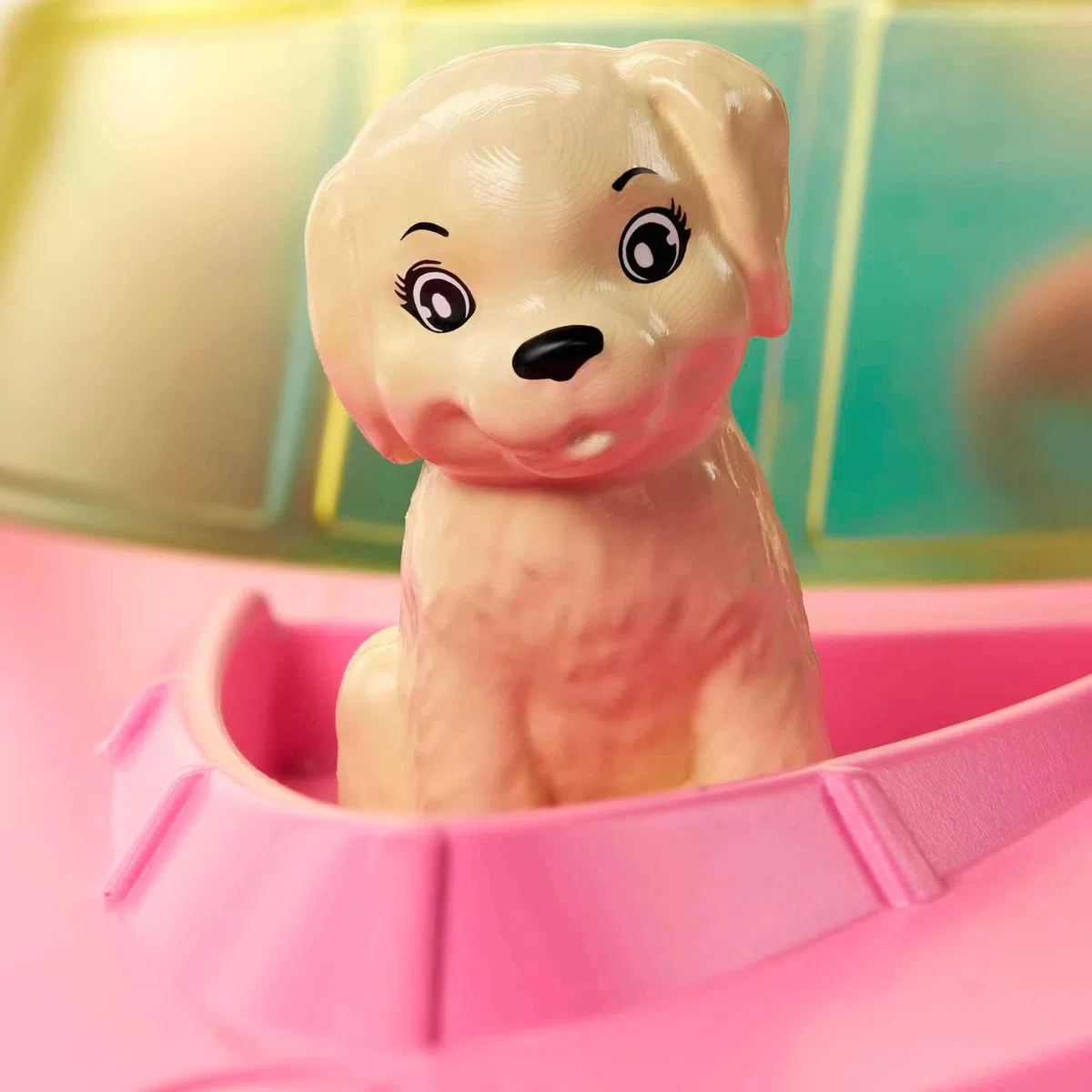 Barbie Mobilier Bateau pouvant Transporter 3 poupées avec Gilet de Sauvetage, Figurine Chiot et 2 Verres, Jouet pour Enfant, GRG29
