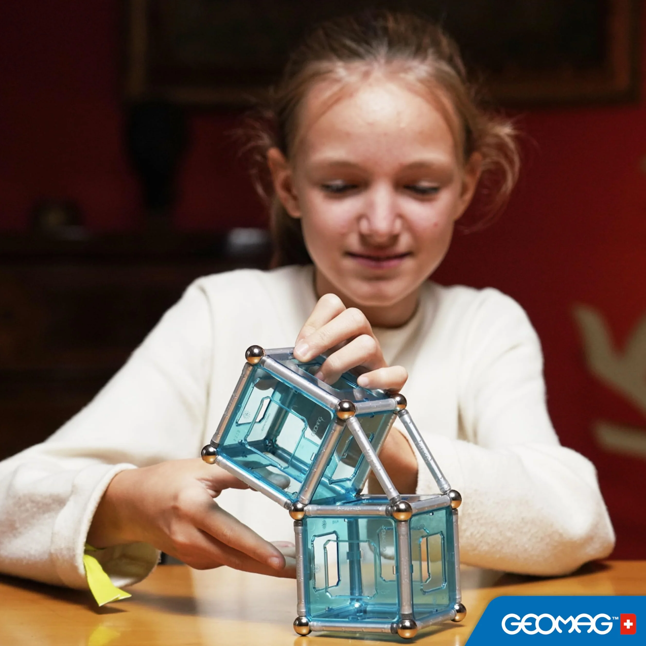 GEOMAG - Pro-L 110 Pcs, Construction Magnétique Enfant avec Barres, Billes et Panneaux, Polarité Visible, Jouet Enfant 8 Ans +, Jeu de Construction STEM Éducatif, Idée Cadeau Noël Anniversaire