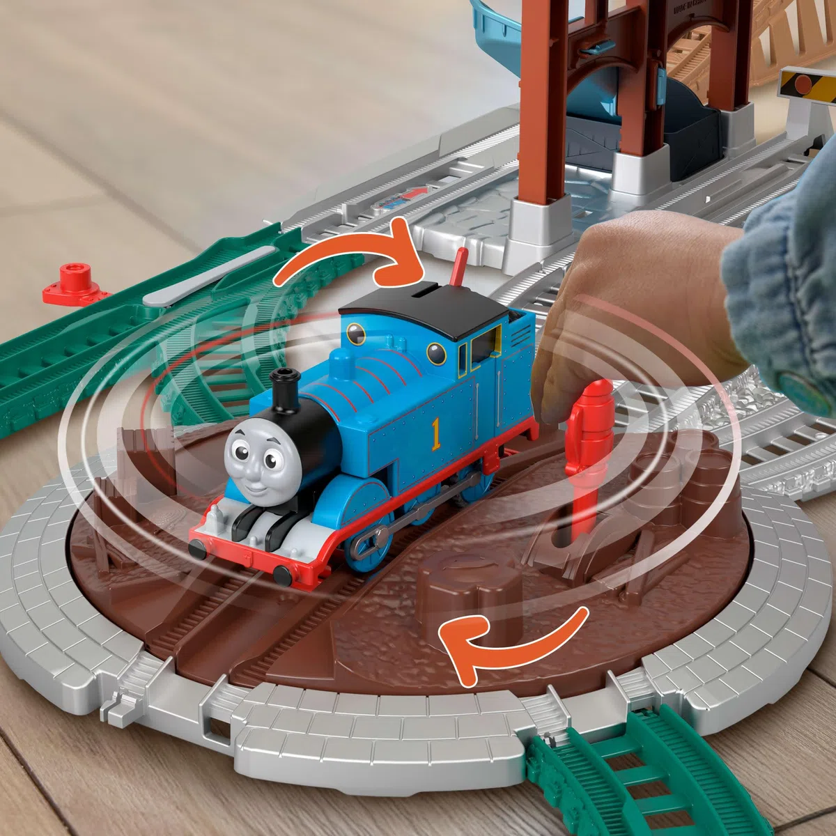 Fisher Price Thomas et Ses Amis Coffret Lancement de tonneaux motorisé avec Locomotive motorisée Classique et Wagon de Chargement, 5,5 mètres de Piste, JGY30