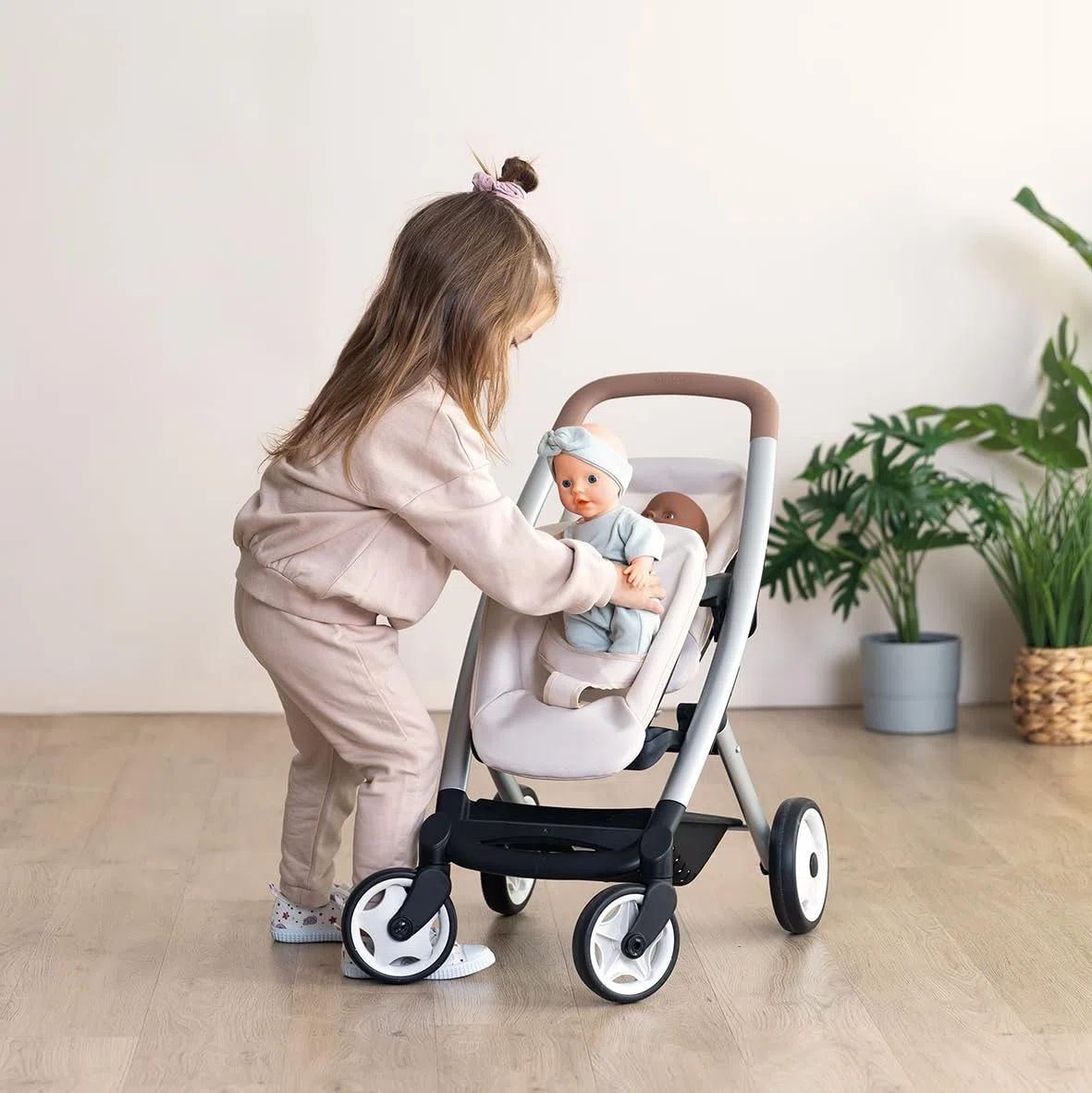 Smoby - Maxi-Cosi - Poussette Jumeaux Beige - Jouet d'Imitation - Balader 2 Poupons Jusqu'à 42 cms - Roues Silencieuses et Multidirectionnelles - A Partir de 3 Ans - Fabrication Espagnole