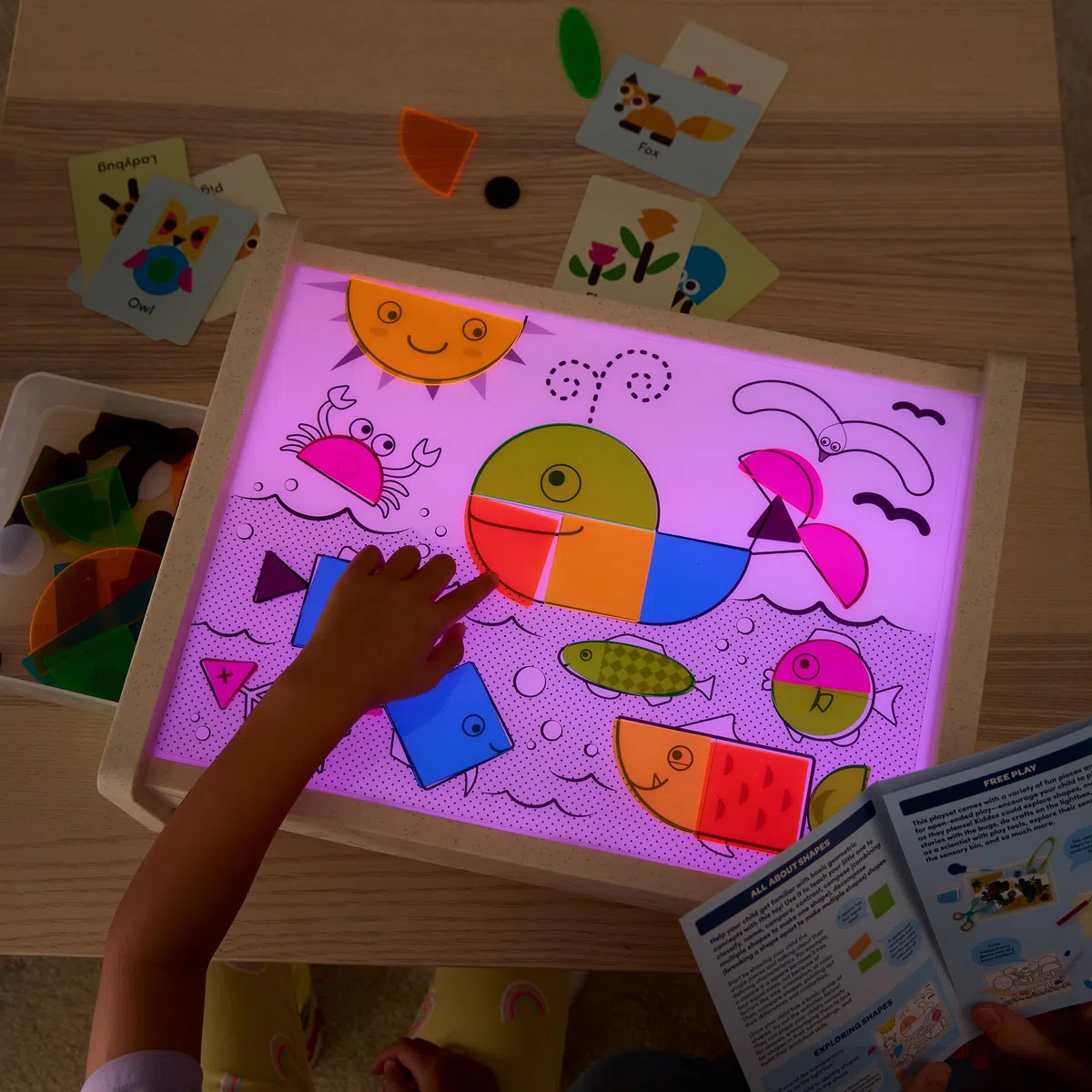Explorateur Lumineux – Boîte à lumière pour Le traçage – Table Lumineuse pour Enfants – Lumières sensorielles – Tableau Lumineux pour Enfants – 3 Ans et +