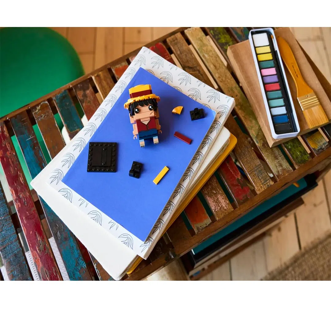 LEGO One Piece 40799 - Figurine de Monkey D. Luffy BrickHeadz - Collector pour Les Fans de Manga - Idée Cadeau pour Filles et garçons à partir de 8 Ans