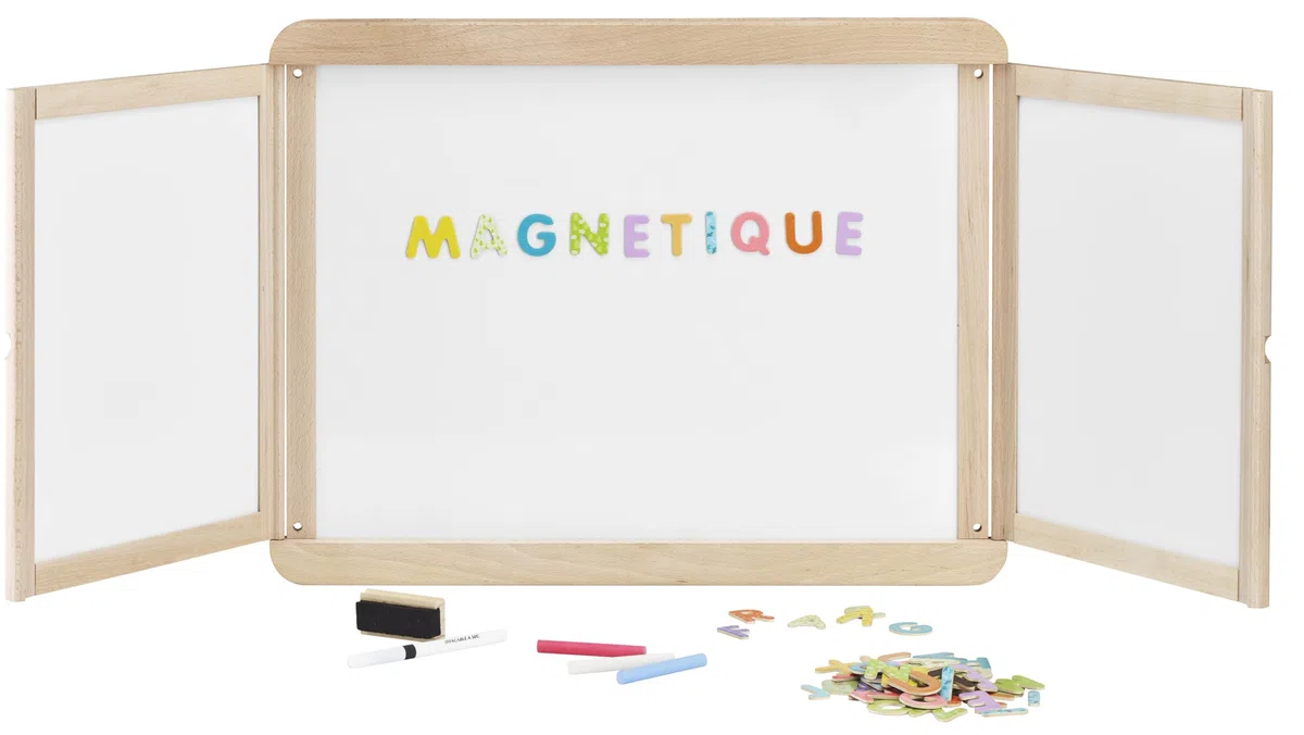 Jeujura - Tableau Mural Triptyque Magnétique - Ardoise Centrale Blanche Magnétique Deux Volets avec Face Blanche et Face Craie - Nombreux Accessoires - Made in France - À partir de 3 Ans - 8807