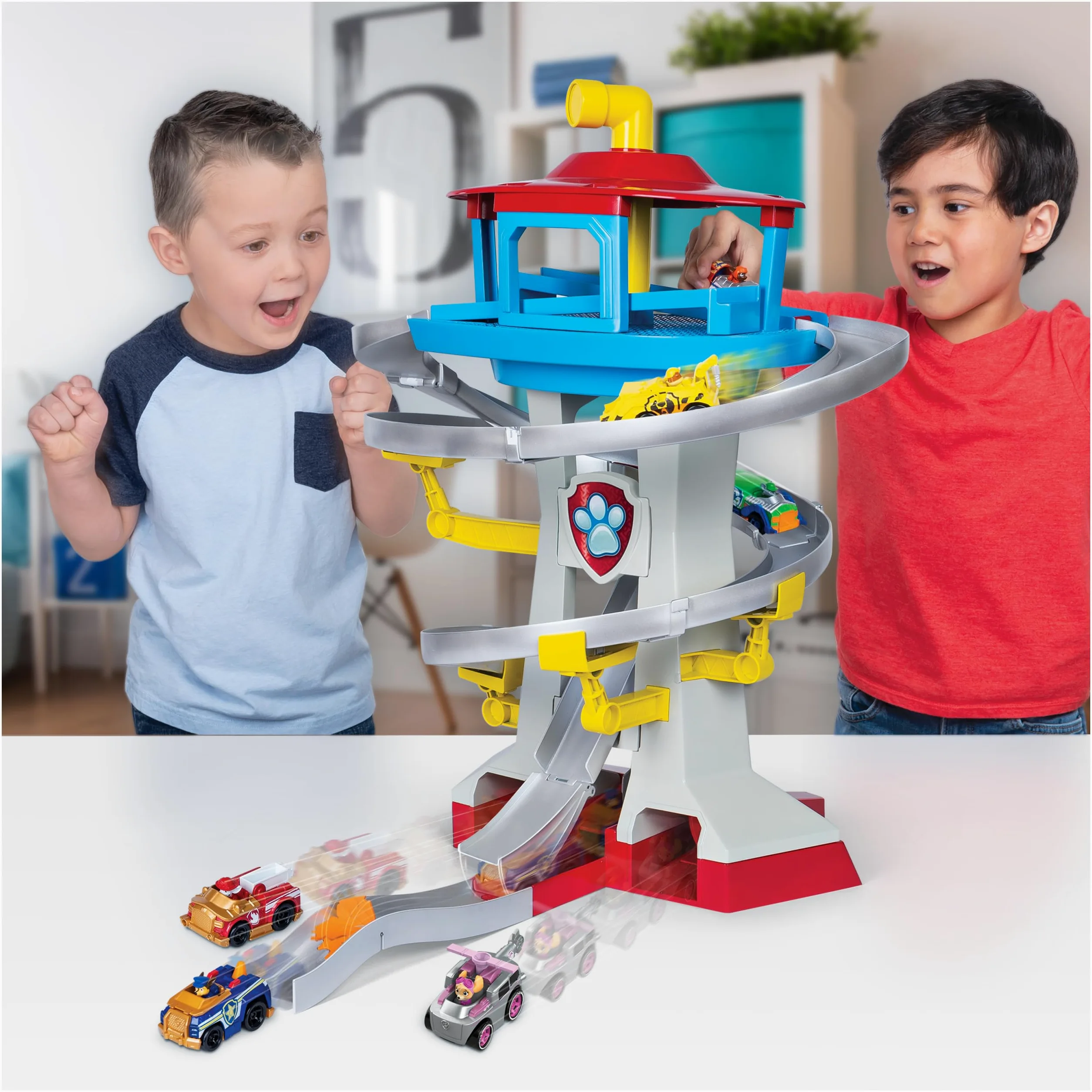Paw Patrol True Metal Adventure Bay Rescue Way Ensemble de Jeu avec 2 véhicules exclusifs, échelle 1/55