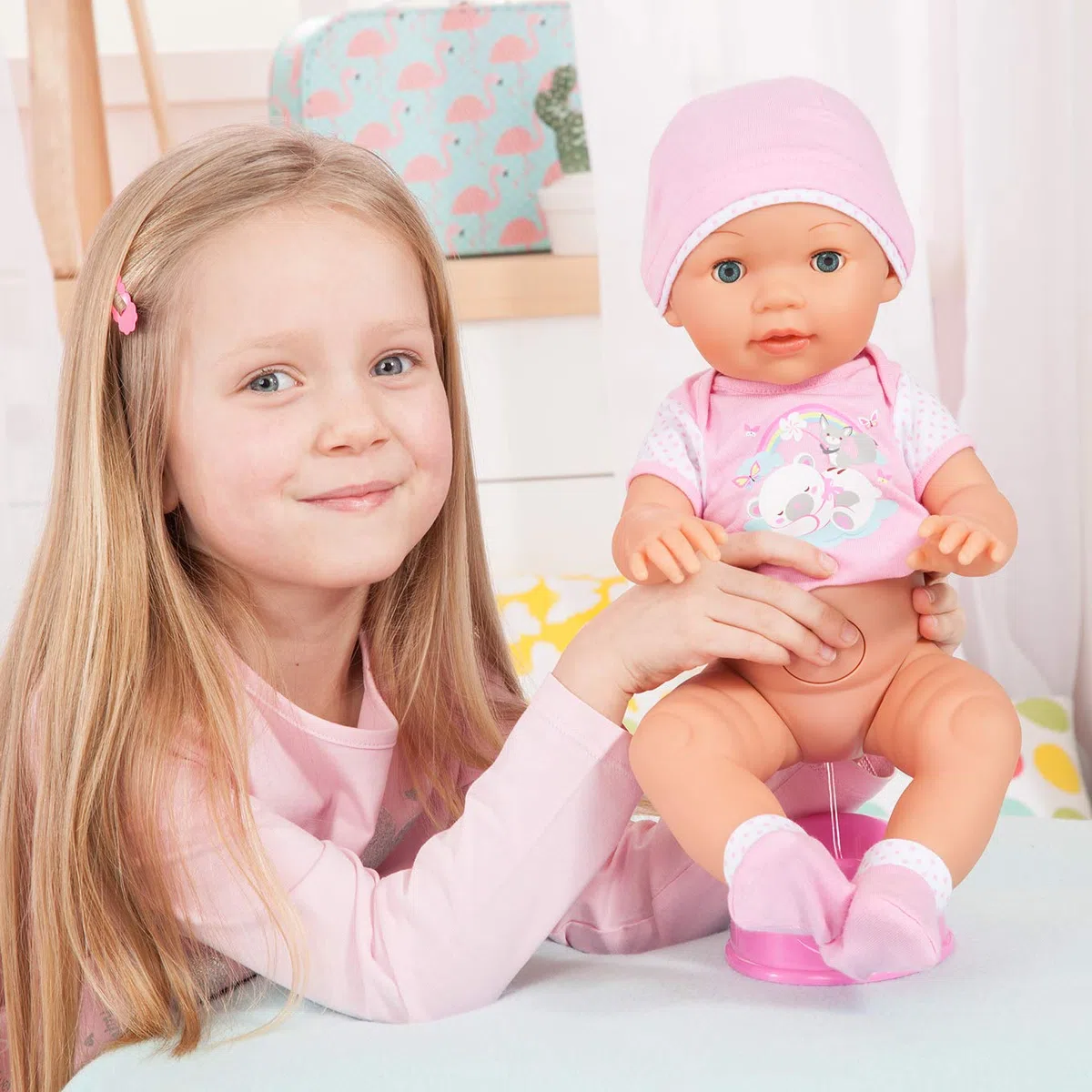 Bayer Design Poupée 42 cm, Parle, Fait Pipi, cligne des Yeux, Accessoires | poupon Interactif Piccolina Love avec fonctionnalités, biberon, tétine, attache-tétine, pot, certificat de naissance