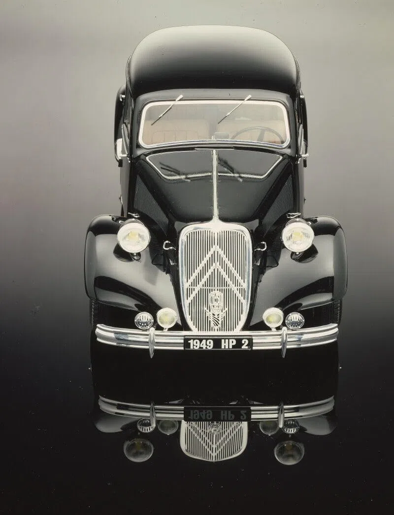 Heller - 80799 - Construction Et Maquettes - Citroen 15 Cv - Echelle 1/8ème