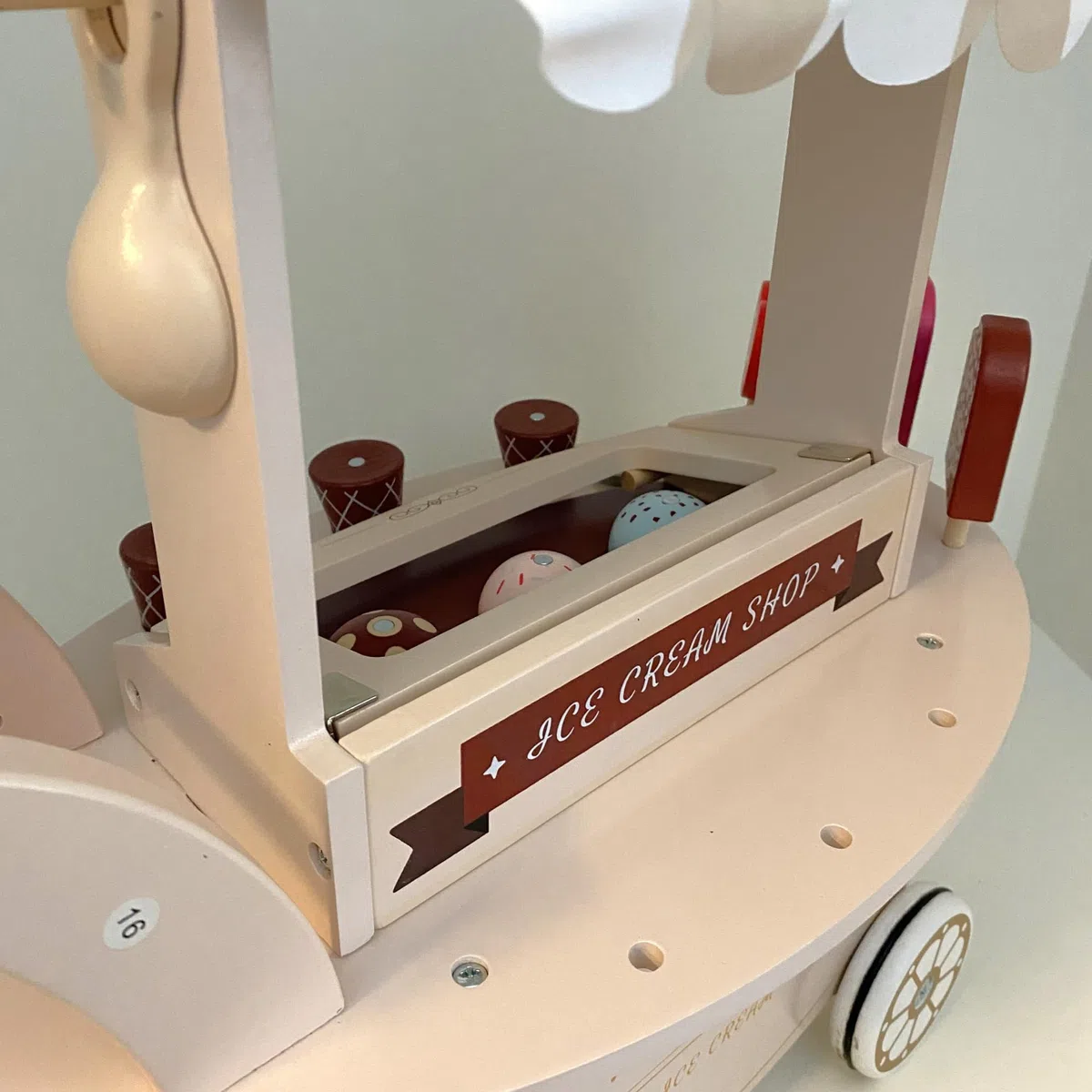 Chariot à glace en bois - Avec 9 glaçons en bois - 41 x 19 x 44 cm
