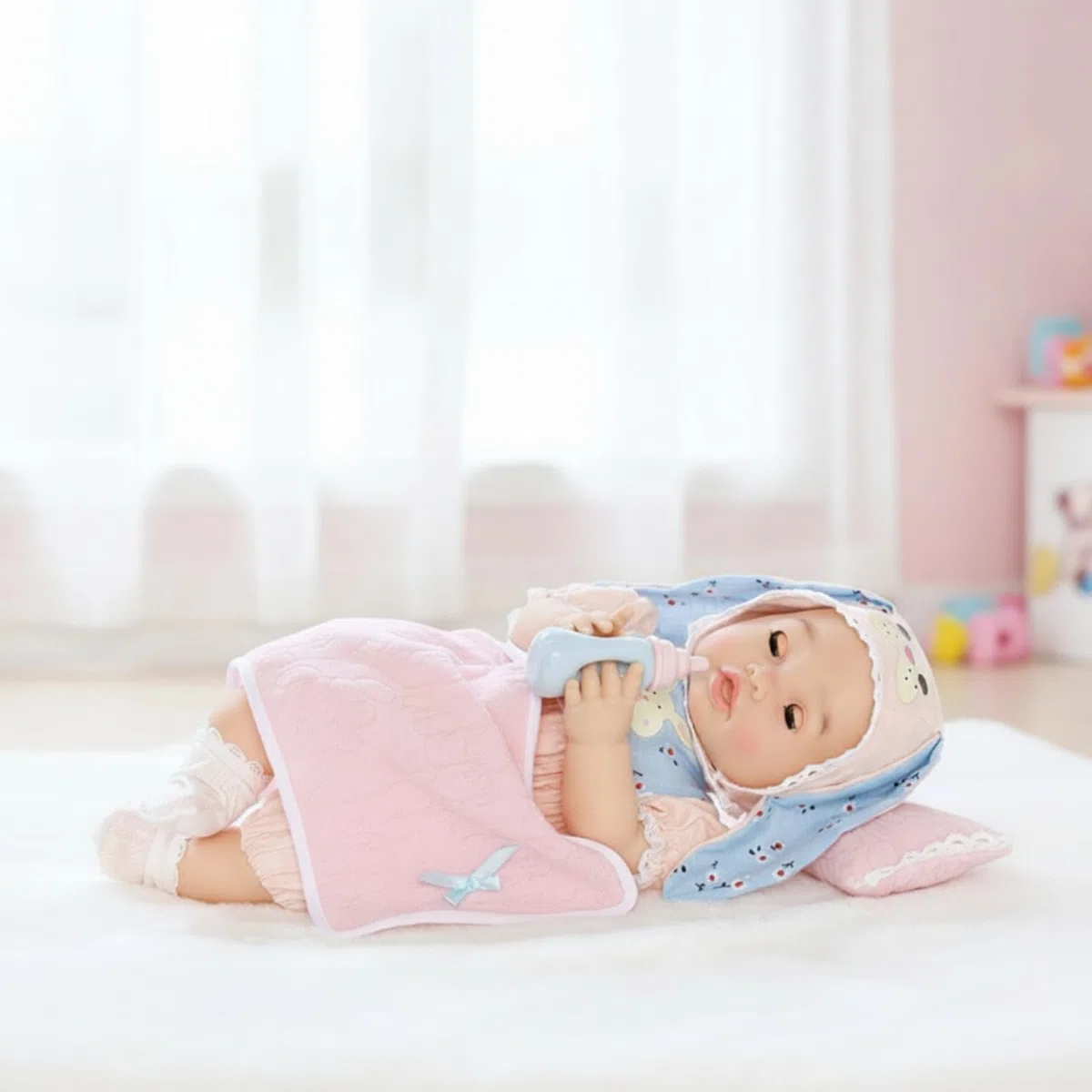 Poupée Bébé avec Tétine Interactif Bébé Jouet avec Couverture Qui Parle Poupée Interactive pour Enfants, Tout-Petits